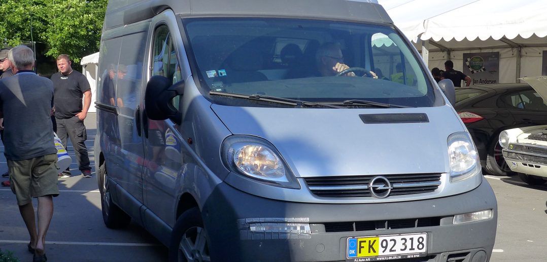 Opel-Vivaro_web.jpg