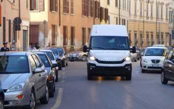 Iveco-Daily-Hi-Matic-i-by-1.jpg