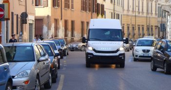 Iveco-Daily-Hi-Matic-i-by-1.jpg