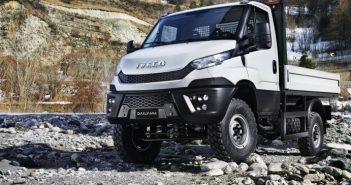 Iveco-Daily-4x4-2015.jpg