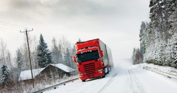 Vinterdaek-p-lastbiler-i-S-1.jpg